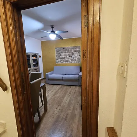 Nicolas Apartment